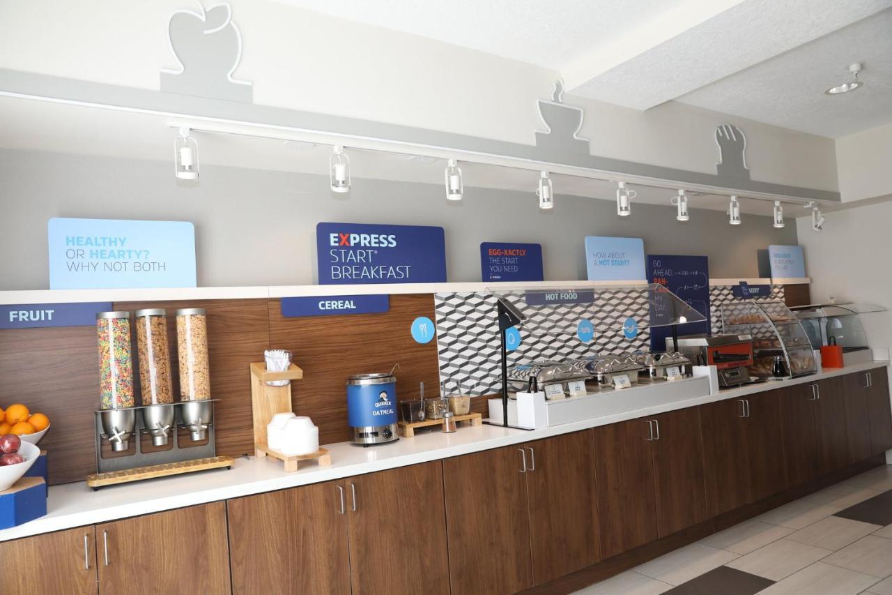 Holiday Inn Express Hotel & Suites Albuquerque Airport By Ihg Exterior foto
